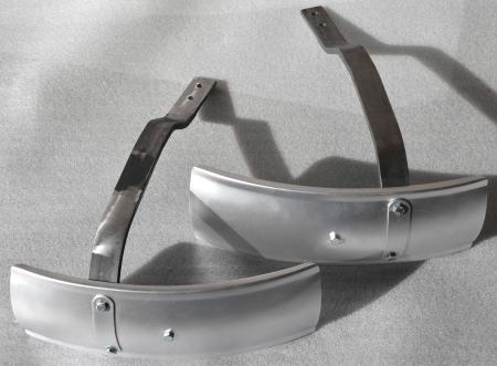 Kotflügel für 16 Zoll Reifen Breite ca 14,5 cm Länge ca 43,5 cm mit Halter