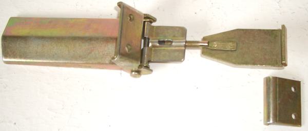 Haubenhalter mit Anhaker für Deutz 06 aus Metall