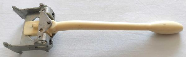 Betätigungshebel beige