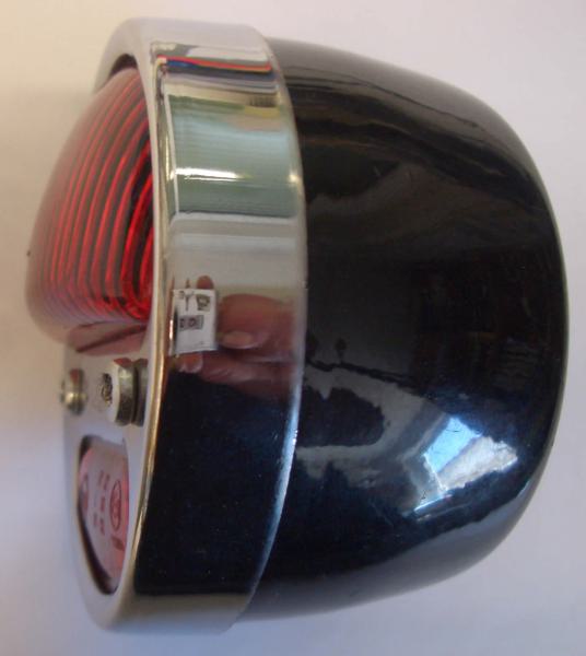 Schluss-, Blink-, (Brems-) Leuchte Willy Glas rot/rot Chromring