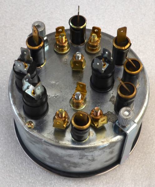 Kombi Instrument schwarz passend für IHC