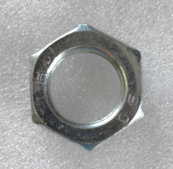 Befestigungsmutter flach M 20x1,5 SW 30 mm