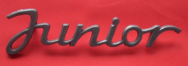 Schriftzug JUNIOR